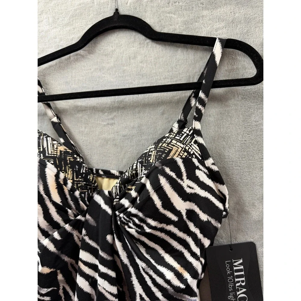 Miraclesuit Marina Tigre Sombre Tankini Swim Top - size 8 - Black/White $138